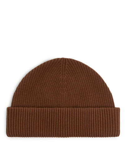 Short Ribbed Cotton Beanie - Beige