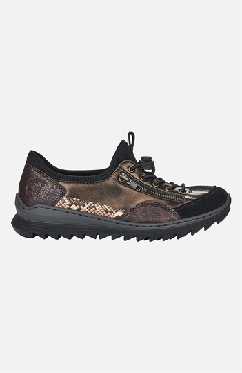 Sneakers med resårsnörning