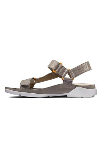 Clarks Skinnsandal Tri Sporty Ljus khakigrön