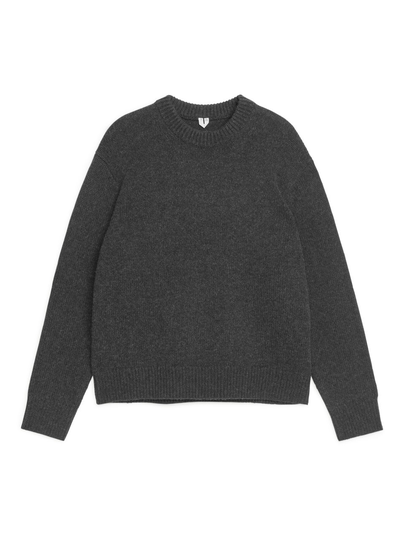 Heavy Knit Wool Jumper - Black