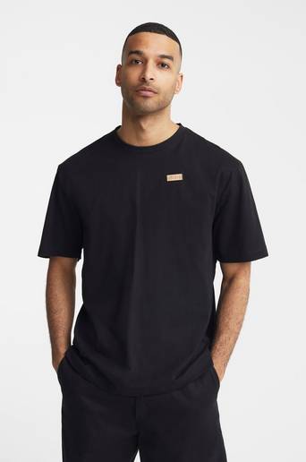 SIKSILK T-Shirt Infinite Oversized Tee Svart