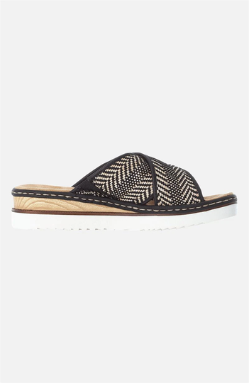 Sandal