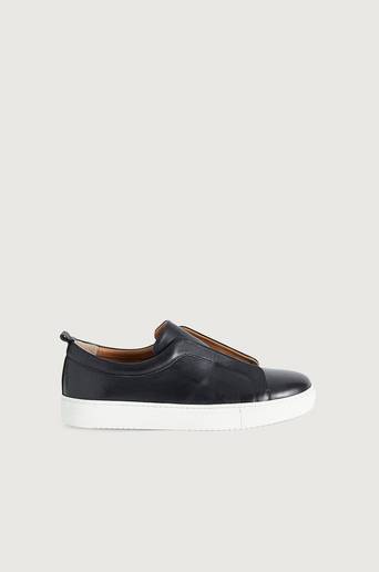 Human Scales Sneakers Oscar Svart
