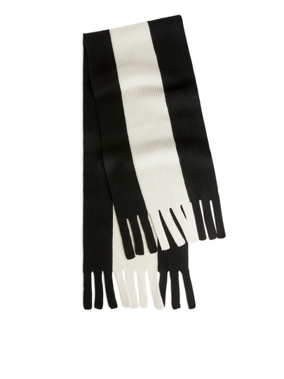 Knitted Merino Scarf - Black