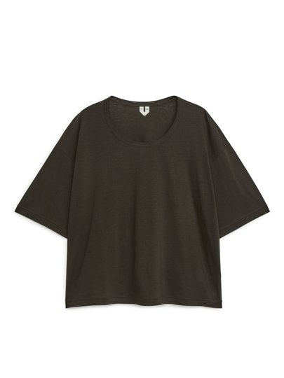 Wide-Fit T-Shirt - Brown