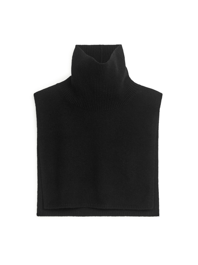 Cashmere Roll Neck Bib - Black