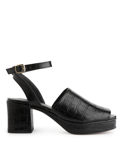 Platform Strap Sandal - Black