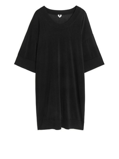 Oversized Fine-Knit Dress - Black