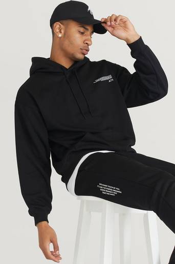 A7S Hood Small Text Print Svart