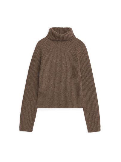 Cashmere Roll-Neck Jumper - Beige