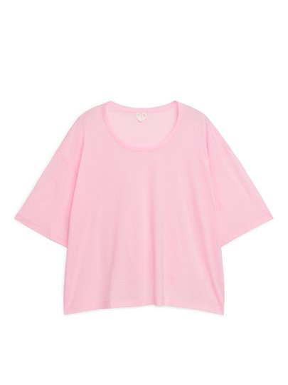 Wide-Fit T-Shirt - Pink