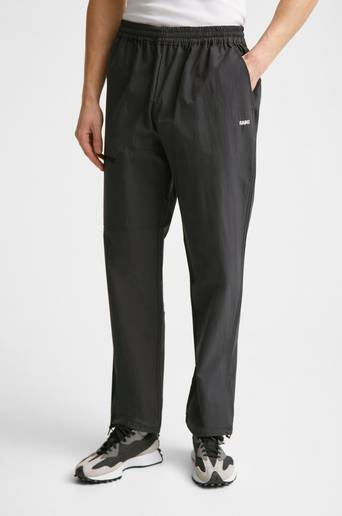 Rains Byxor Woven Pants Regular Svart