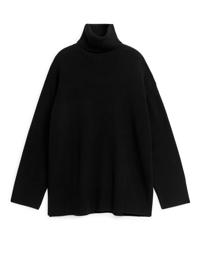 Oversized Cashmere Roll-Neck Jumper - Black