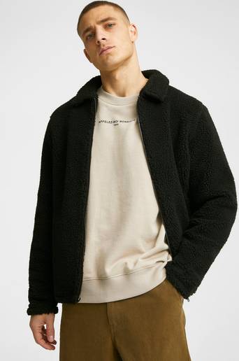 Studio Total Pile Bomber Svart