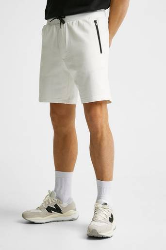 Studio Total ICON™ Zip Sweatshorts Vit