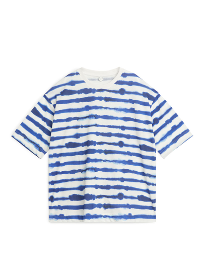 Slow Flowers Print T-Shirt - Blue