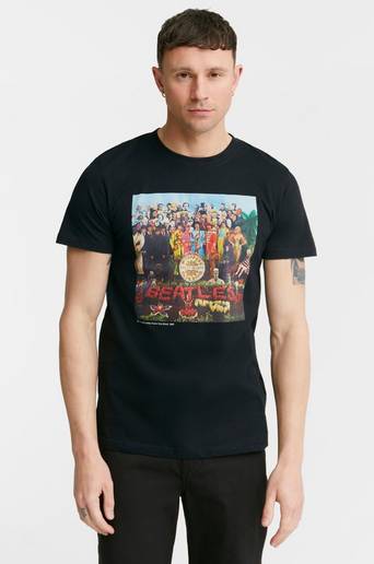 Dedicated T-Shirt Stockholm Sgt Pepper's Svart