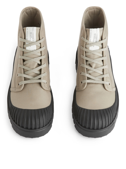 High-Top Trainers - Brown