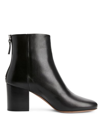 Mid-Heel Leather Boots - Black